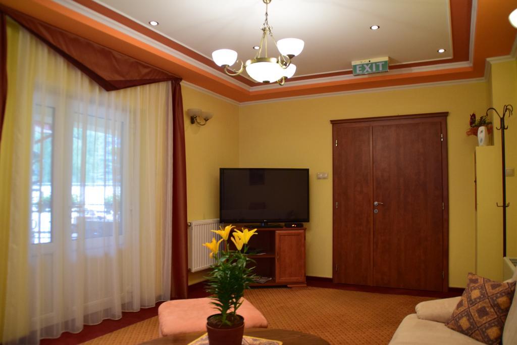Hotel Lukacs Superior Kazincbarcika Exteriér fotografie