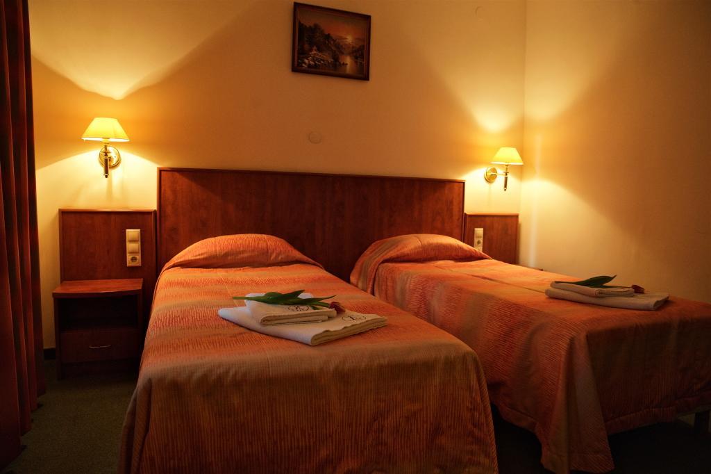 Hotel Lukacs Superior Kazincbarcika Pokoj fotografie
