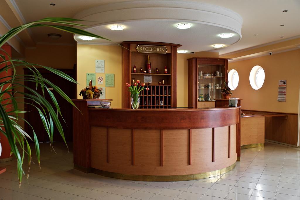 Hotel Lukacs Superior Kazincbarcika Exteriér fotografie